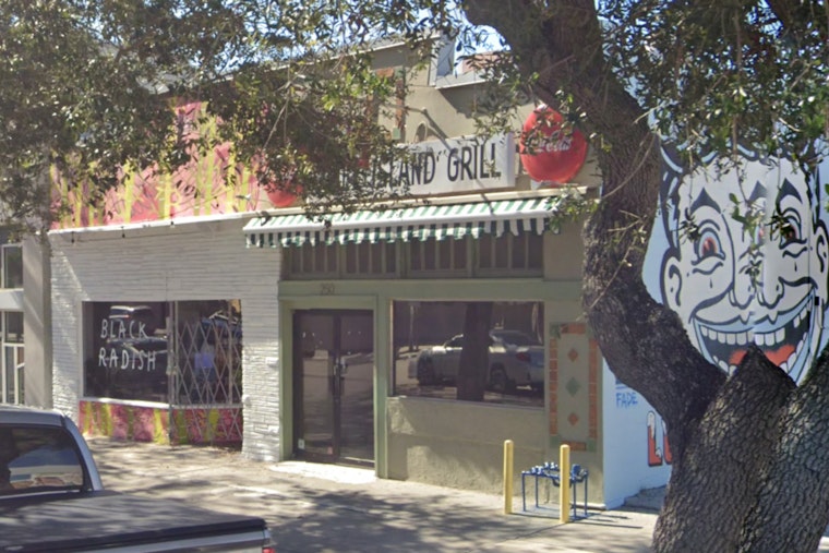 St. Pete’s Coney Island Chili Dogs Make A Hot Comeback On Wheels