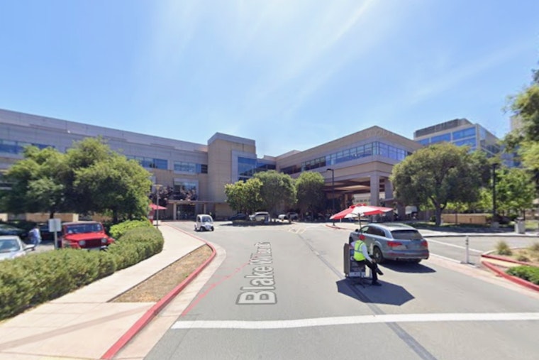 Stanford’s Slimmed-Down Cancer Beam Room Shakes Up Palo Alto Care
