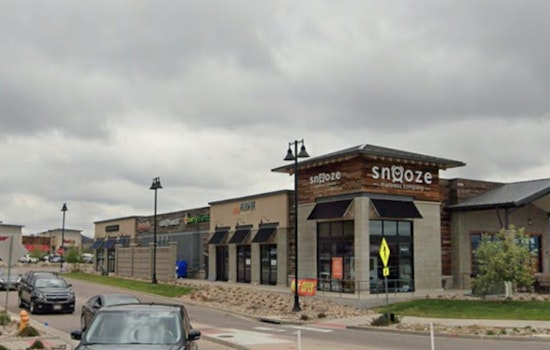 Starbird Chicken Touches Down at Castle Rock Outlets, Plots Front Range Takeover
