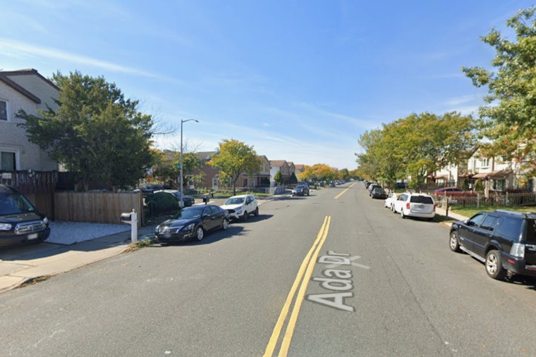 Staten Island Block Choked With Smoke As Ada Drive Blaze Hits 3 Alarms