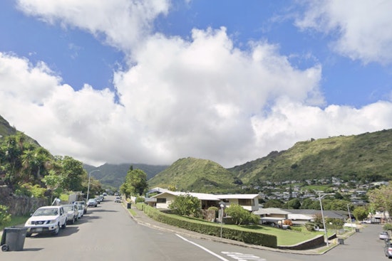Sticky Skies, Sneaky Showers Keep Honolulu On Its Toes