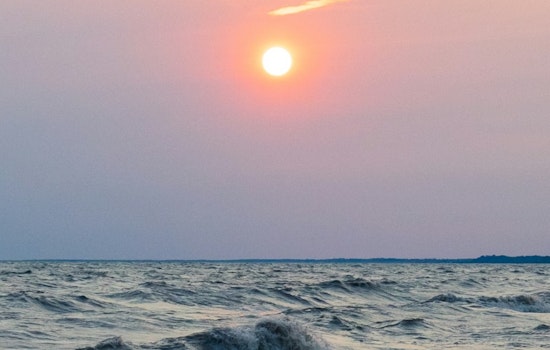 Sun and Risky Seas Tampa Bay Boaters Face Breezy Start to the Week