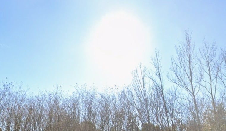 Sun, Smoke and Pop-Up Storms Jolt Jacksonville Beaches