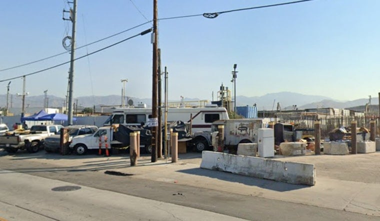 Sun Valley Scrap Yard Blaze Belches Smoke Over Tujunga Avenue