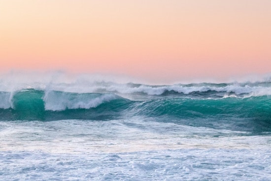 Surf’s Up Stay Back as High Advisory Slams South Shores Statewide