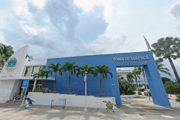 Surfside Couple Takes In Kids Who Show Up at Their Door