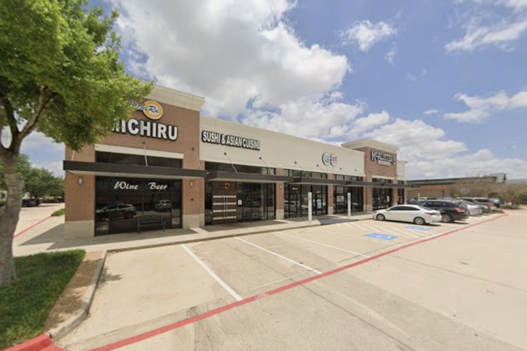 Sweet Tooth Takeover: Peach Cobbler Factory Fires Up Webster Shop Off Gulf Freeway