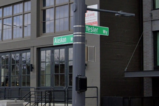 Switchblade Scare Sends Seattle Waterfront Crowd Scrambling