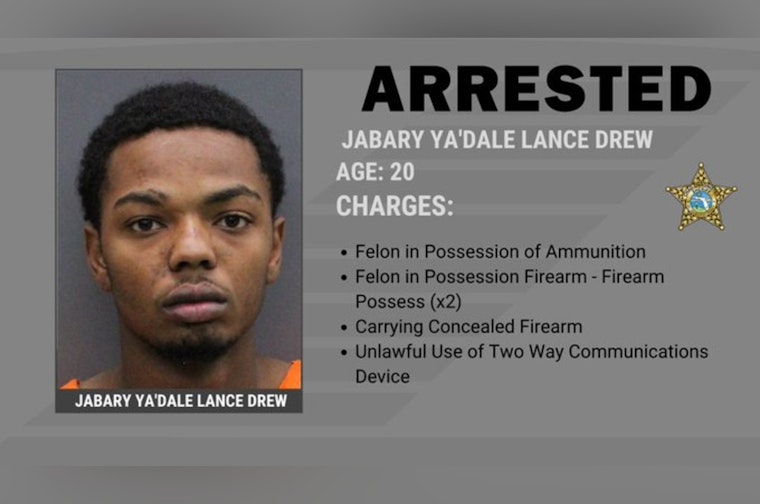 Tampa Gang Cops Bust Armed Felon Packing Pistol In His Pants