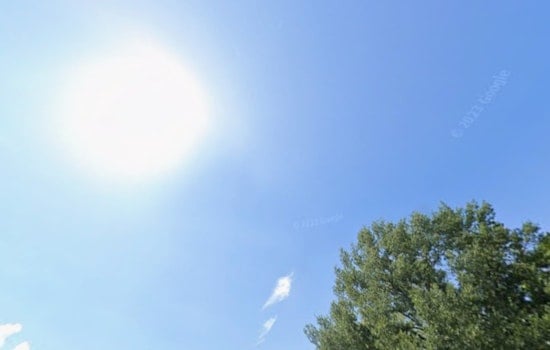 Tampa Sizzles by Day, Gets Whipped by Nighttime Bay Breezes