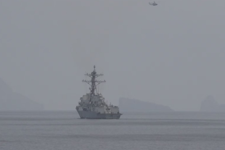 Tampa's Centcom War Room Sends Destroyers Into Hormuz Minefield
