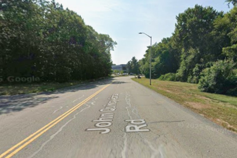 Taunton Amazon Hub Goes Dark, Leaving 10 Delivery Jobs In The Lurch