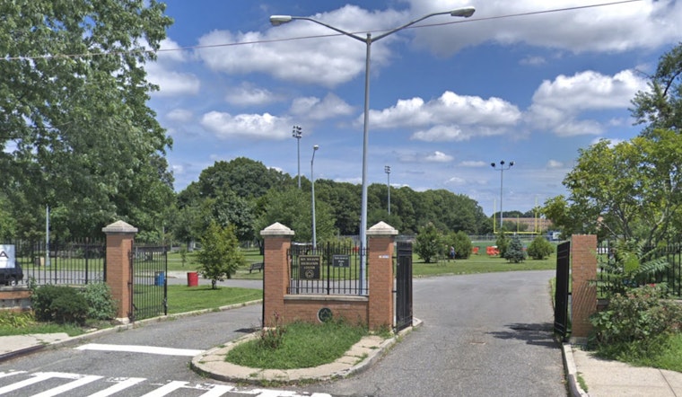 Teen Boy Gunned Down Near Baisley and Merrick in Queens Park Shooting