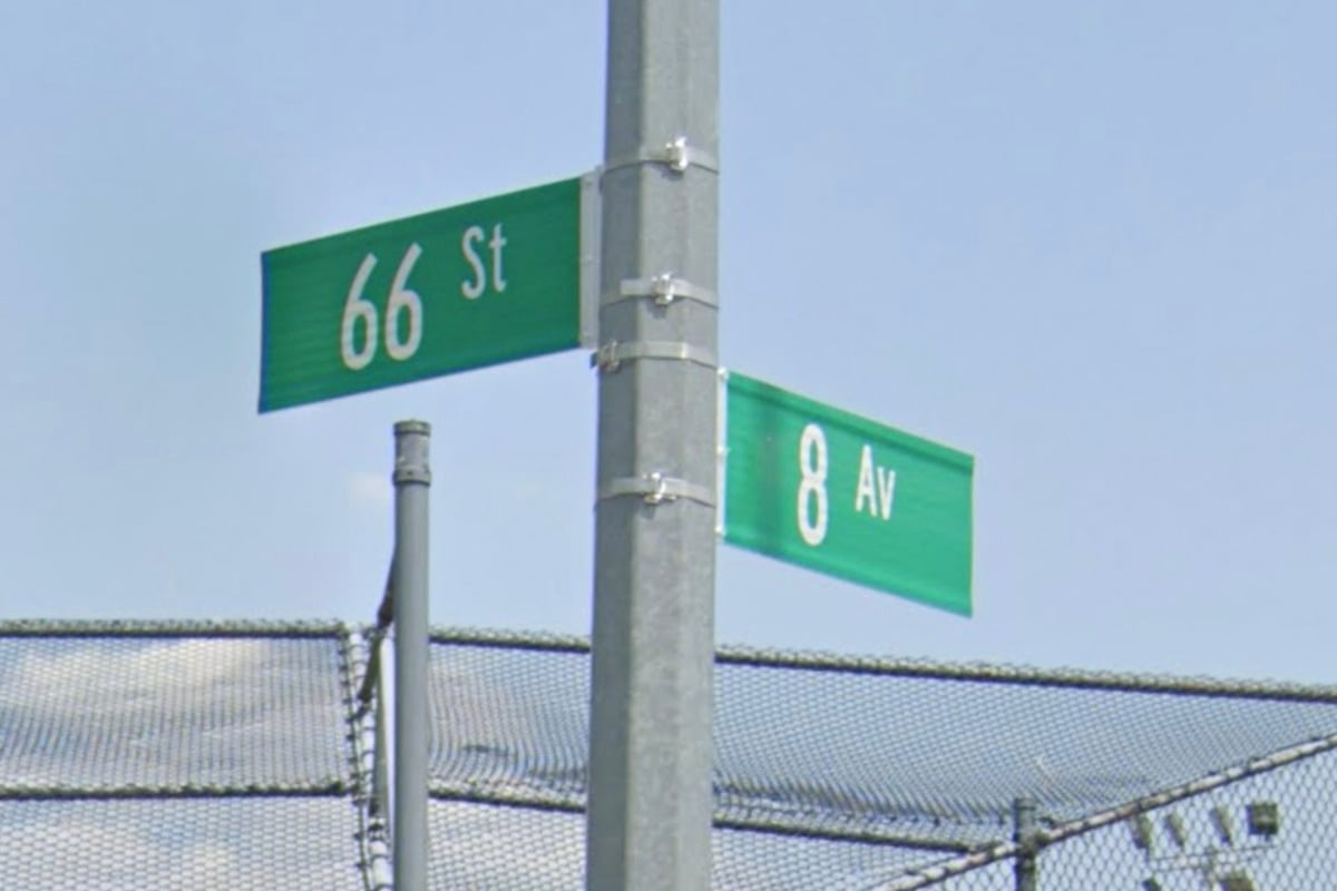 Dyker Heights: 18-Year-Old Robbed by Group of Teens