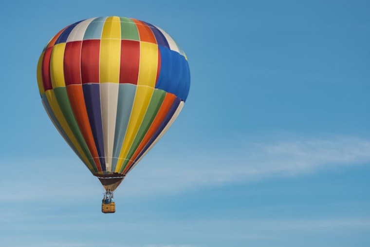 Temecula Backyard Turns Into Runway For Hot Air Balloon Emergency Landing