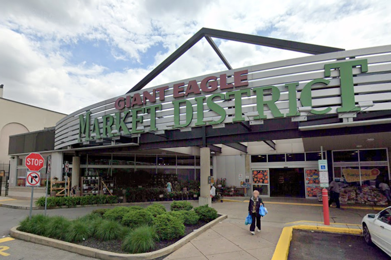Tesla Battery Blaze Draws Big Response to Shadyside Giant Eagle Garage