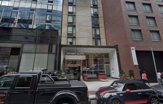 Times Square Hotel Hits Market After '$100' Foreclosure Transfer