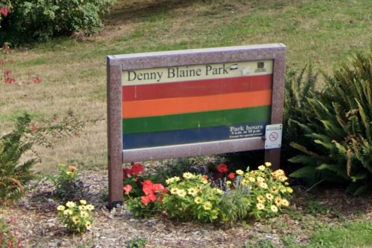 Topless Turf War At Denny Blaine Roils Quiet Seattle Shoreline