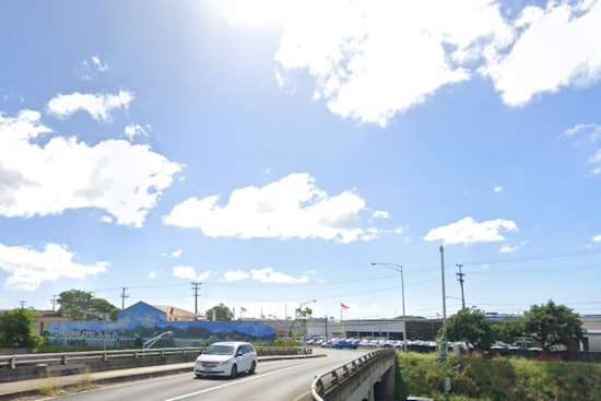 Trade Winds Whip Honolulu As Choppy Seas, Sneaky Showers Move In