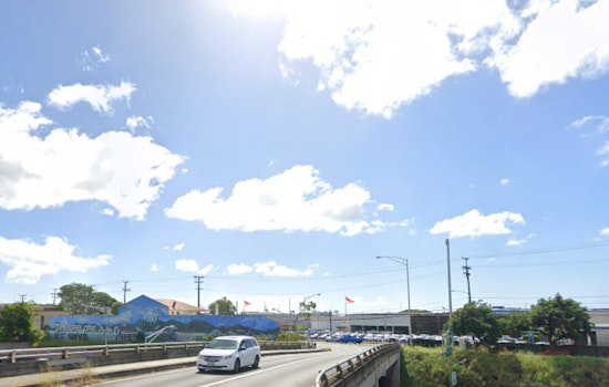 Trade Winds Whip Honolulu As Choppy Seas, Sneaky Showers Move In