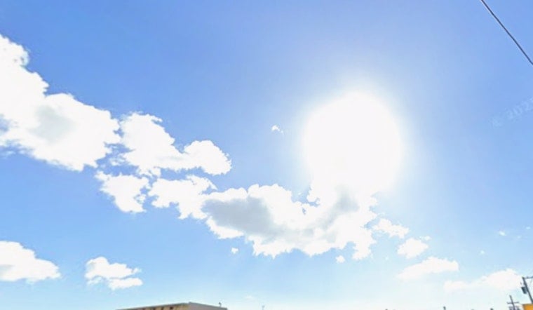 Trade Winds Whip Honolulu While Sunshine Steals the Show