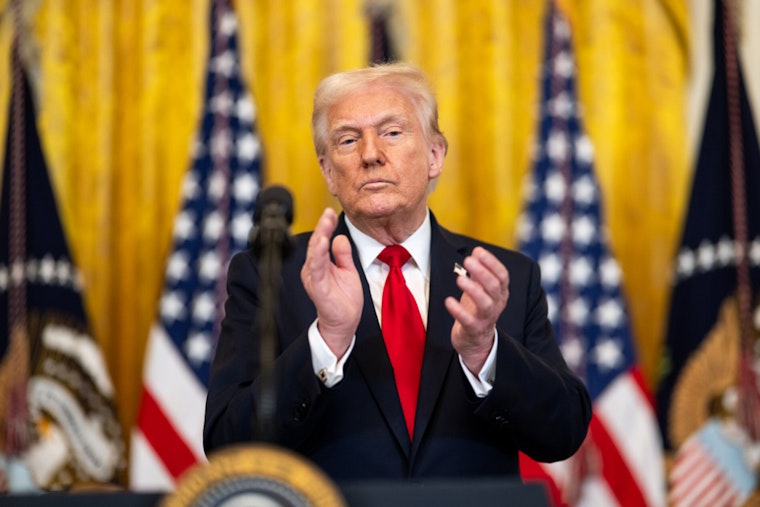 Trump Huddles With Oil Titans At White House As Iran Showdown Squeezes Drivers