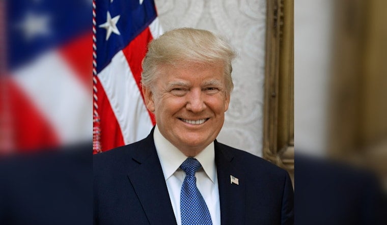 Trump Turns Lincoln Reflecting Pool Bright Blue, Preservationists See Red