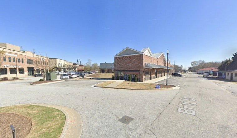 TV Chef Jernard Crashes Grayson Mother's Day With New Southern Hotspot
