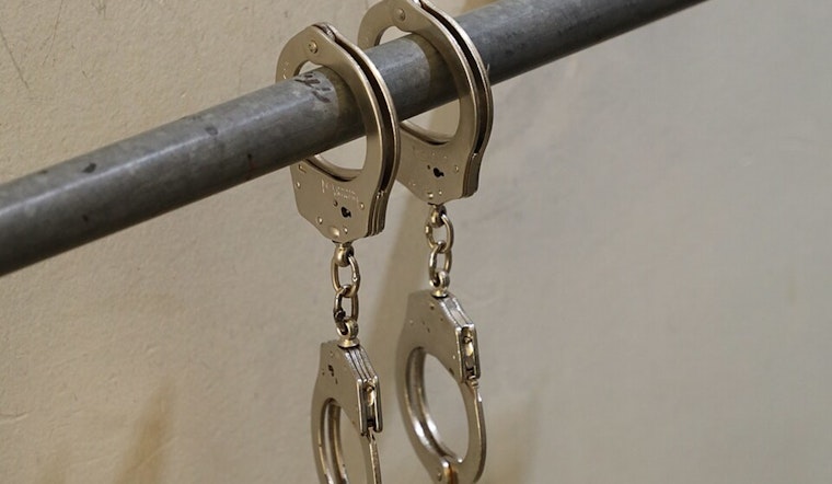 Border Bust, Cops Nab 2 Wanted Men At Laredo, Brownsville Bridges
