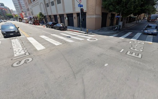 Two Shot Near 6th Street In Downtown Los Angeles