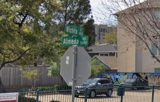 Highway 59 Robbery Chase Screeches To A Halt At Almeda And Wichita