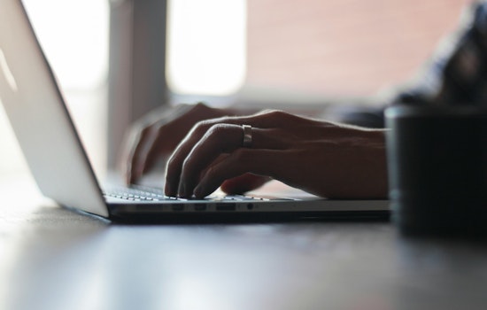 UChicago Profs Push AI Boot Camp To Keep Chicago Workers On The Job