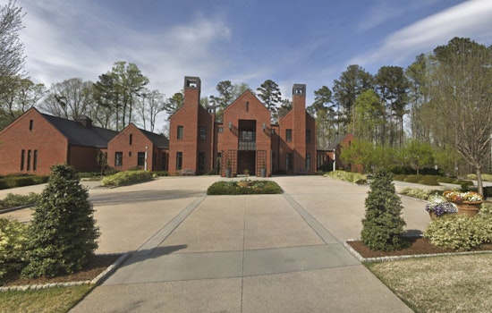 UNC Power Players Eye Cash-For-Castle Perk In Chancellor Housing Shake-Up
