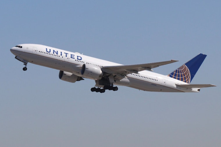 Unruly United Flier Restrained As Frankfurt Jet Makes Sudden Stop At Logan