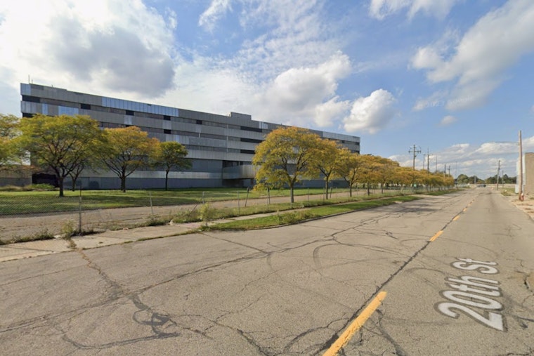 Urban Explorer’s Fatal Plunge in Corktown’s Ghost Hospital