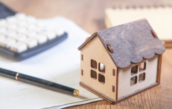U.S. Home Prices Hit Pause as Mortgage Rates Snap Back