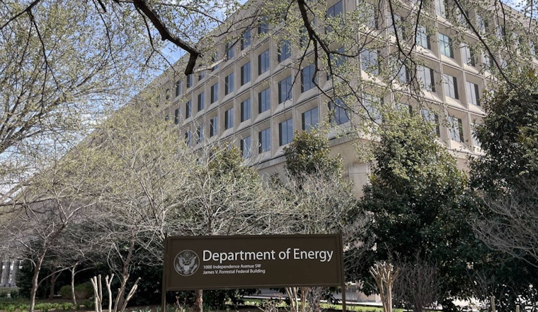 U.S. Power Trip To Caracas Puts Miami Oil Money On Edge