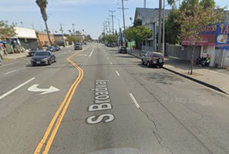 Vacant South L.A. Storefront Erupts In Smoky Broadway Blaze