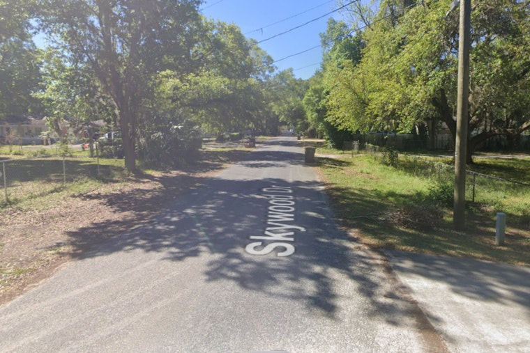 Valrico RV Inferno Sends Brush Fire Racing Toward Backyards