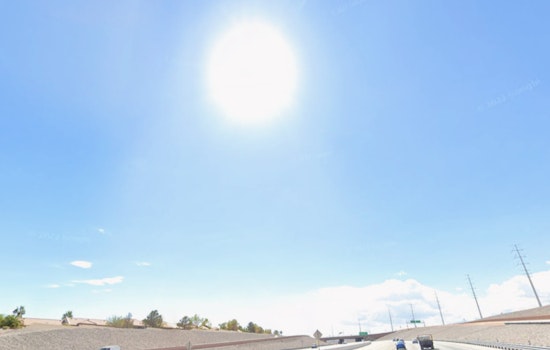 Vegas Breezes Turn Rowdy as Weekend Showers Move In