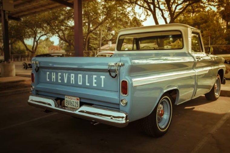 Vegas Gearheads Say Trusted Restorer Took Them for a $1 Million Ride