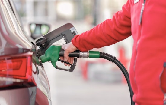 Vegas Jobs Creep Up While Gas Guzzles Paychecks