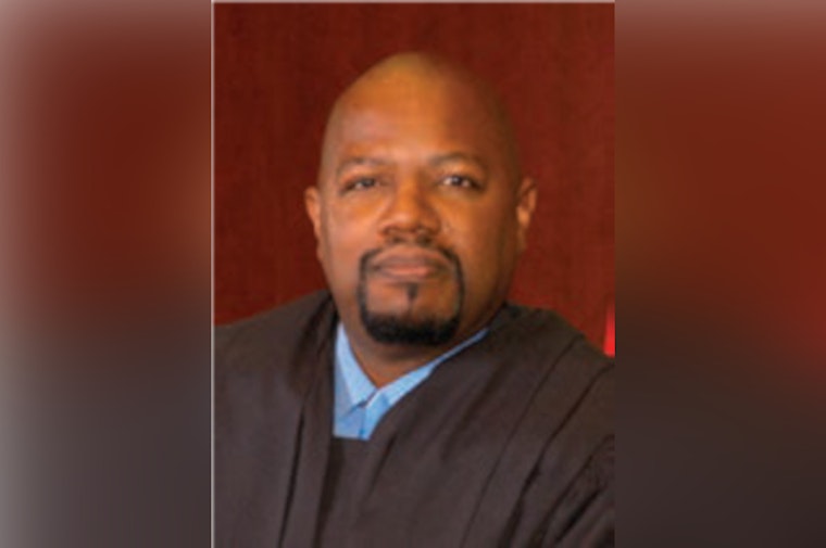 Vegas Judge Slaps Feds Over Immigrant Lockups Without Bail
