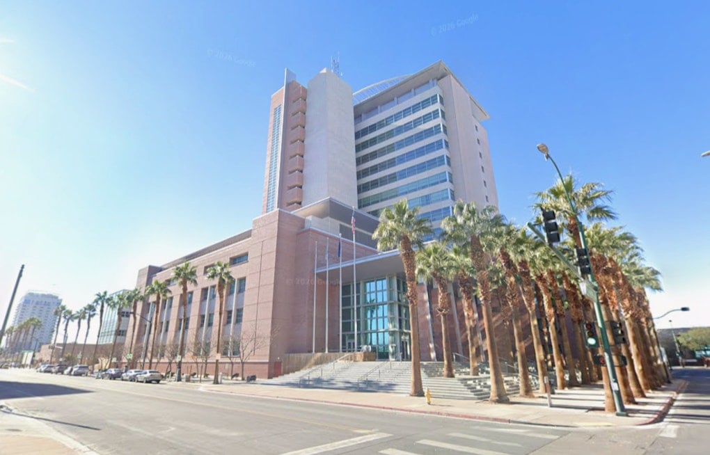 Vegas Judges Give Strip Ban Court The Cold Shoulder