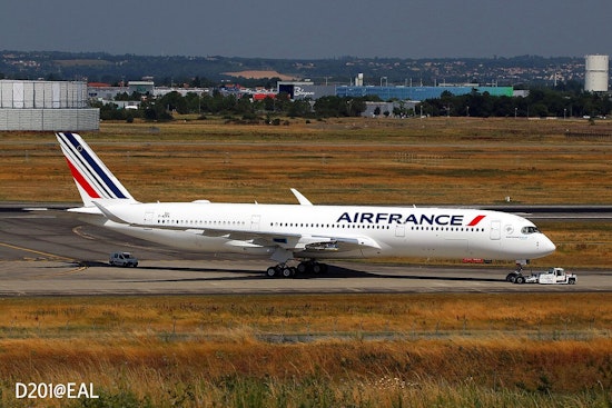 Viva La France as Air France Lands Nonstop Paris Flights in Las Vegas