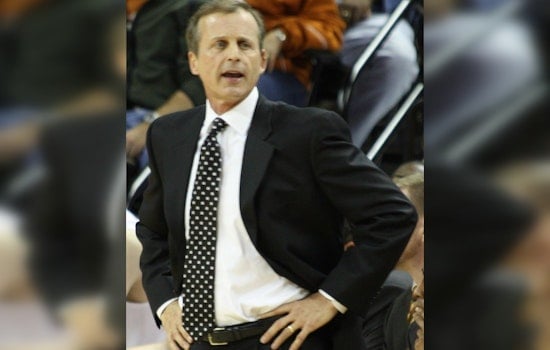 Vols' Elite Eight Starting Five Splinters As Portal Chaos Hits Knoxville