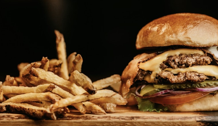 Wagyu Smashburger Pop-Up Sneaks Into Ala Moana, Locals Pounce