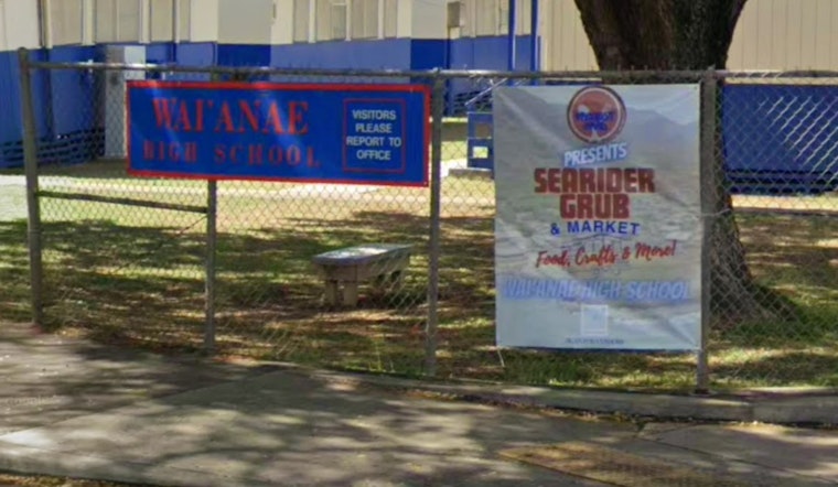 Waianae Teens Scrub In At Hawaiʻi’s First High School Health Lab