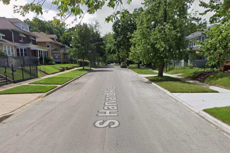 West Pullman Street Turns Crime Scene as Two Men Shot Dead in Crash