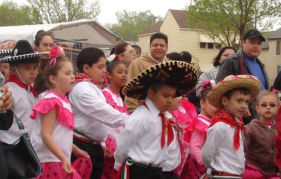 West Side Cinco Bash Roars Back Onto St. Paul Streets